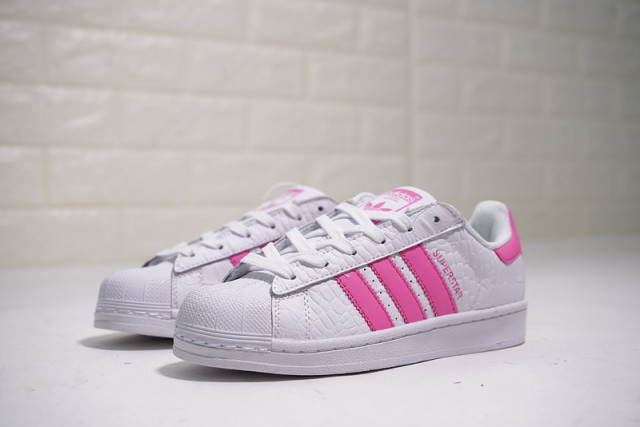 yeezy shoe sale legit