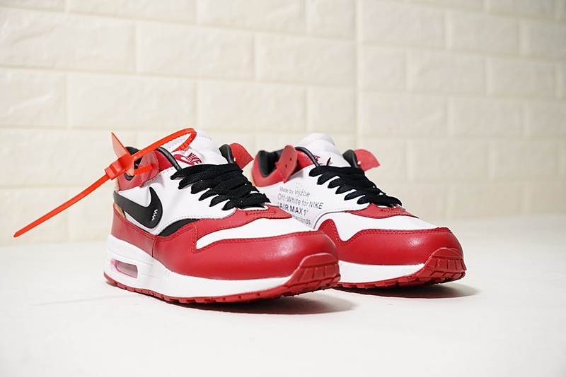 Mens Womens Nike Air Max 1 OG Bull red black and white 537383 122 Running Shoes 537383 122 Mens Womens Nike Air Max 1 OG Bull red black and white 537383 122 Running Shoes 537383 122