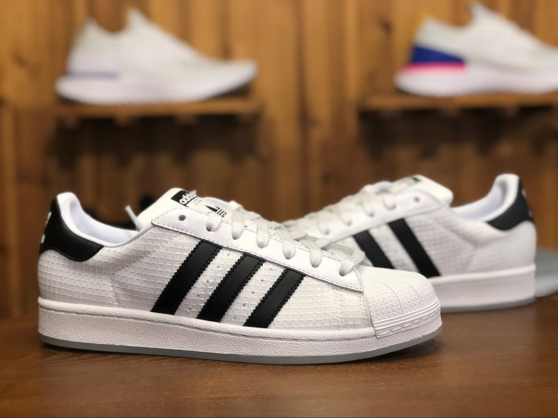 Mens Womens Adidas Originals Superstar White Core Black