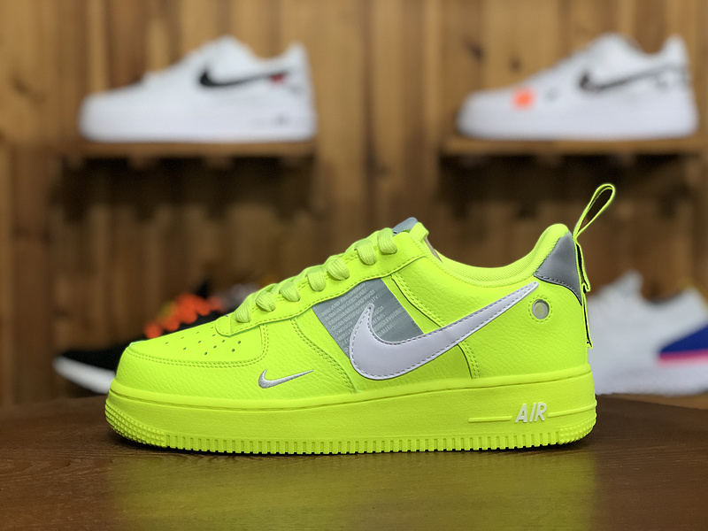 Mens Womens Nike Air Force 1 Utility Volt AJ7747 700 Running Mens Sneakers Nike Air Force One 1 Duckboot Boot KPU White