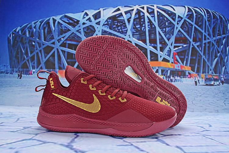 Mens Nike LeBron Witness III Burgundy Gold Basketball Mens Nike LeBron Witness III Burgundy Gold Basketball