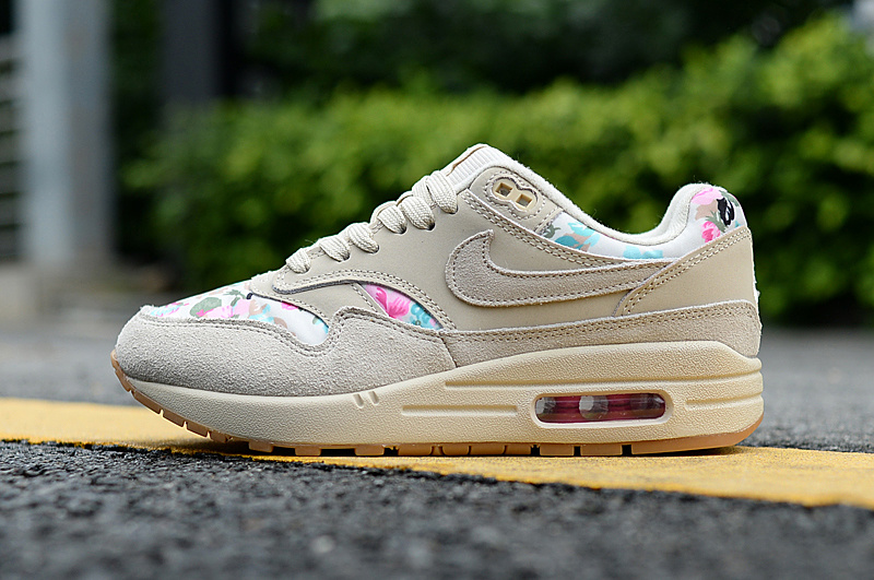 Womens Nike Air Max 87 Light grey Muilt color white Running Shoes NIKE SC008863 Womens Nike Air Max 87 Light grey Muilt color white Running Shoes NIKE SC008863